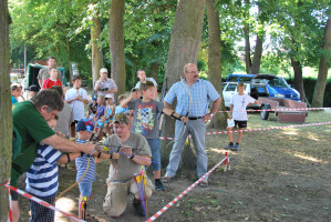 Kinder beim Bogenschiessen | Bild: SPD Teublitz