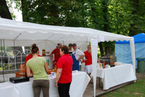 Pommes- und Käsestand | Bild: SPD Teublitz