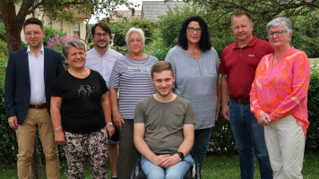 v.l. Peter Wein, Agnes Haberl, Matthias Haberl, Christine Preller, Christoph Koller, Silvia Ferstl, Andreas Bitterbier, Romy Hermann-Reisinger | Bild: SPD-Teublitz