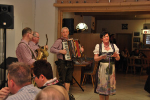 Vorsitzende Romy Hermann-Reisinger bei der Begrüßung | Bild: SPD Teublitz