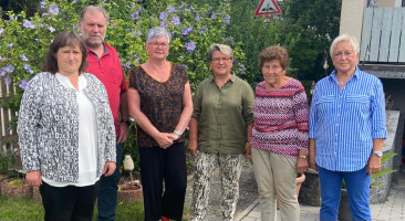 v.l. Marianne Schieder, Andreas Ferstl, Romy, Agnes Haberl, Irene Frey, Christa Preller | Bild: privat