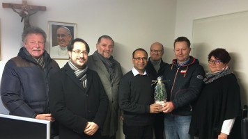 Besuch im Pfarrbüro in Katzdorf bei Pater Joy | Bild: SPD Katzdorf