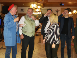 Auch unser Bürgermeister und unser Kreisvorsitzender verstehen Spaß | Bild: SPD Teublitz