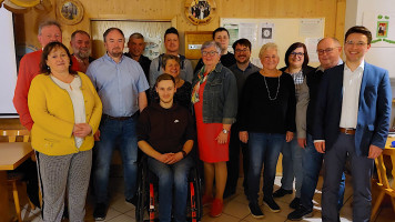 Die neue Vorstandschaft mit den Ehrengästen | Bild: SPD Teublitz