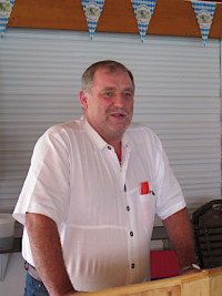 Andreas Ferstl bei der Begrüßung | Bild: Andreas Michalski