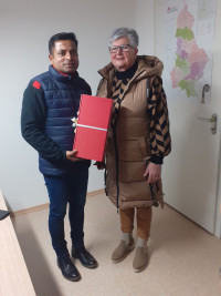 Zu Besuch bei Pater Sijo in Katzdorf | Bild: SPD Teublitz