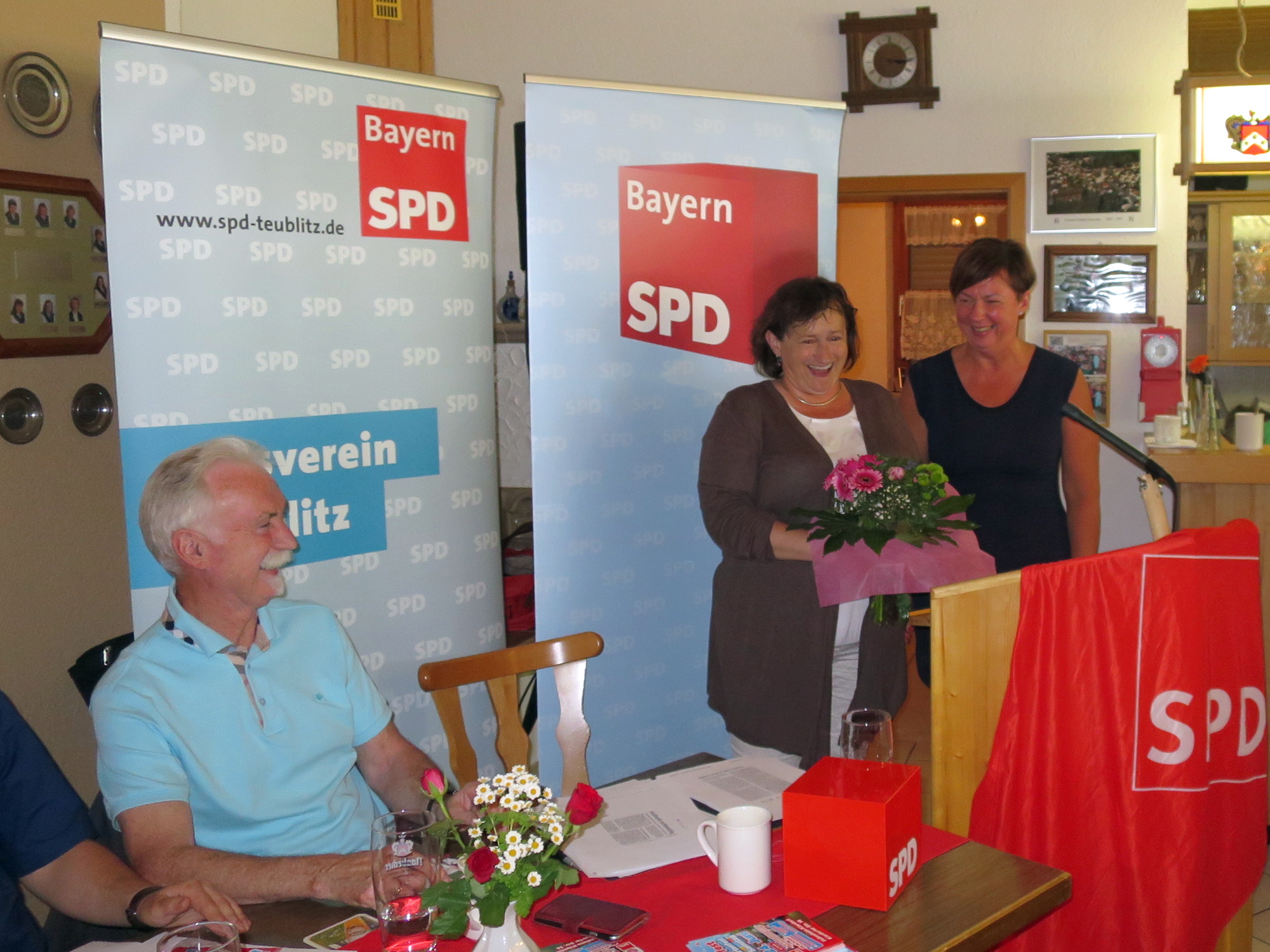 Evi Thanheiser, Marianne Schieder und Franz Brunner (v.links)